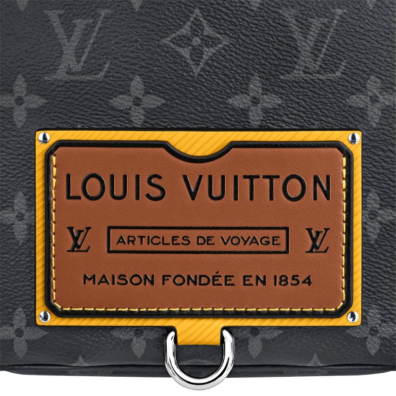 Louis Vuitton M45220 Discovery