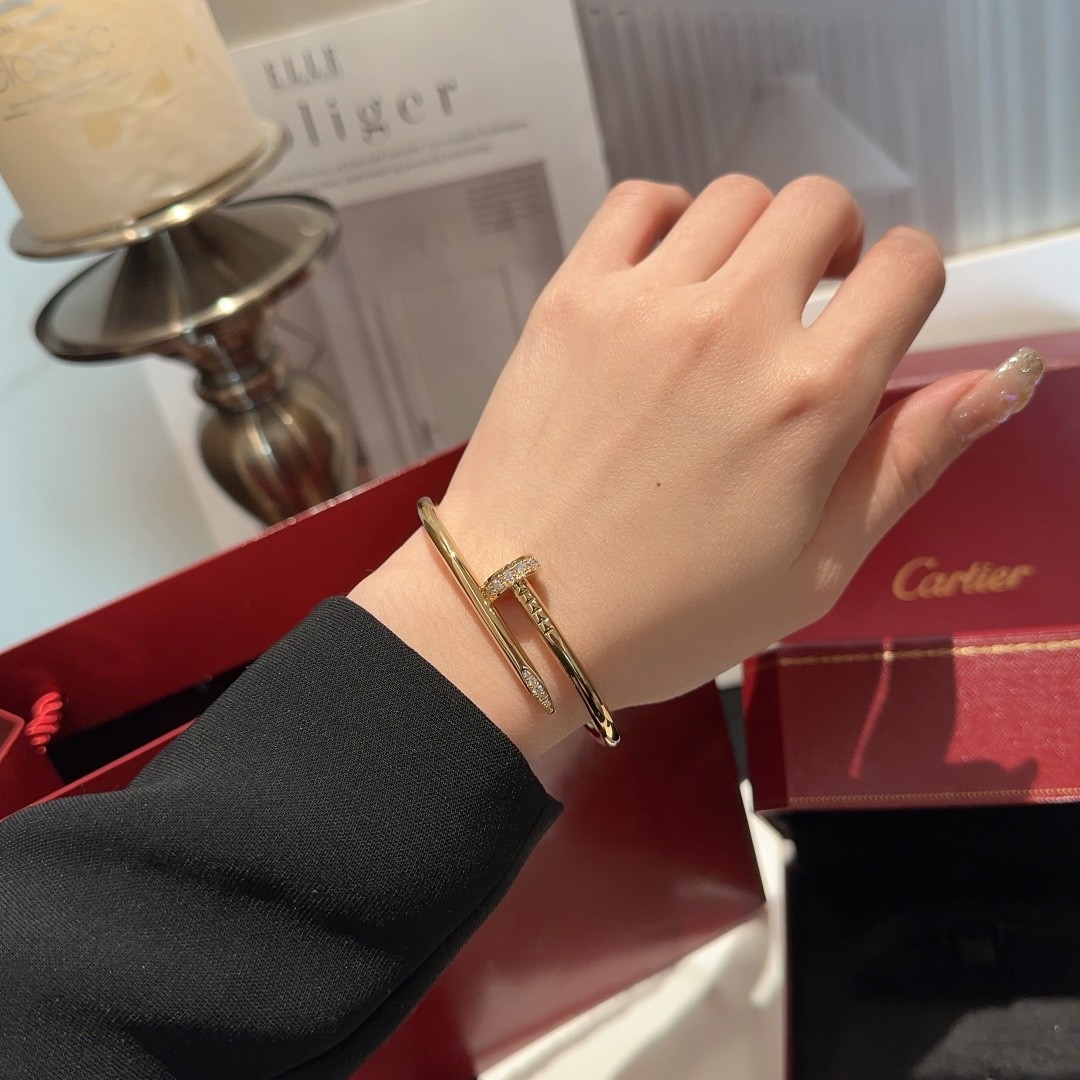 Cartier Diamond Juste un clou Bracelet