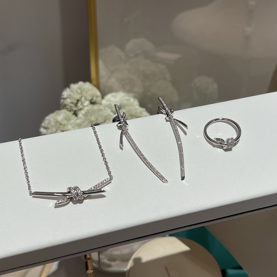 Tiffany Knot Drop Earrings in 18k Gold with Diamonds