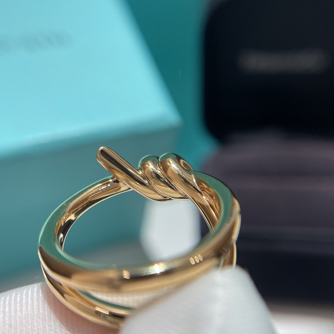 Tiffany Knot Double Row Ring in 18k Gold